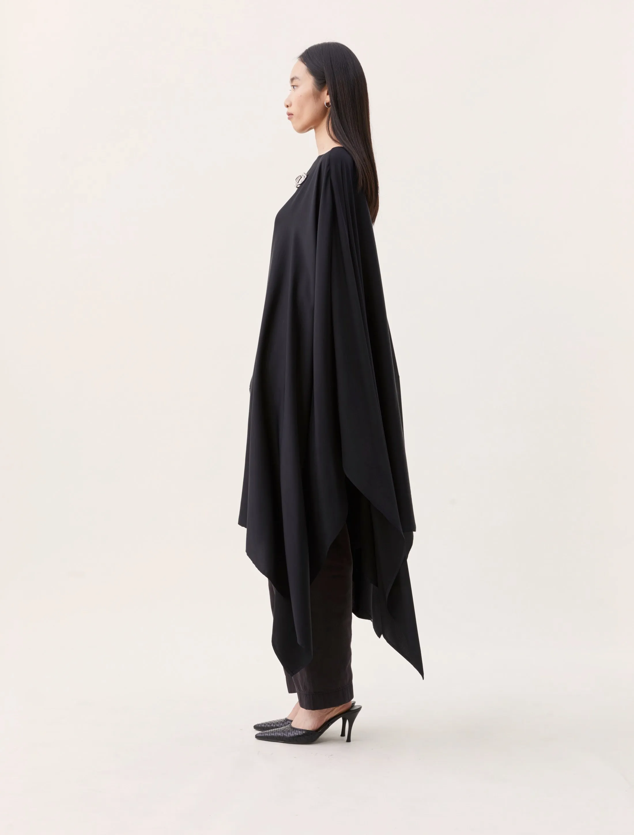 Phylo Poncho in Obsidian